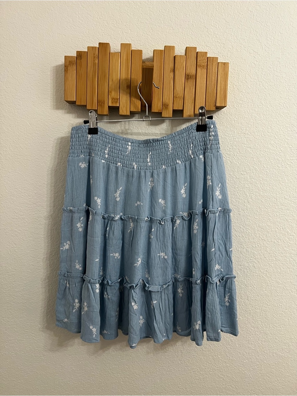 Market & Spruce Dusty Blue Tiered Floral Midi Skirt - Picture 2 of 3